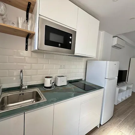 Nuevo Y Luminoso Estudio De Playa Con Piscina * Fuengirola