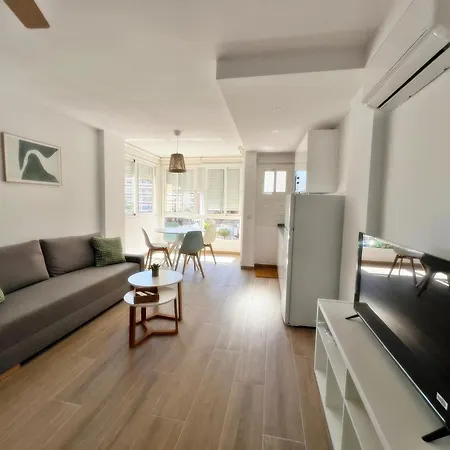 Nuevo Y Luminoso Estudio De Playa Con Piscina *