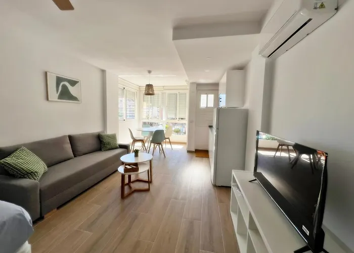 Nuevo Y Luminoso Estudio De Playa Con Piscina *