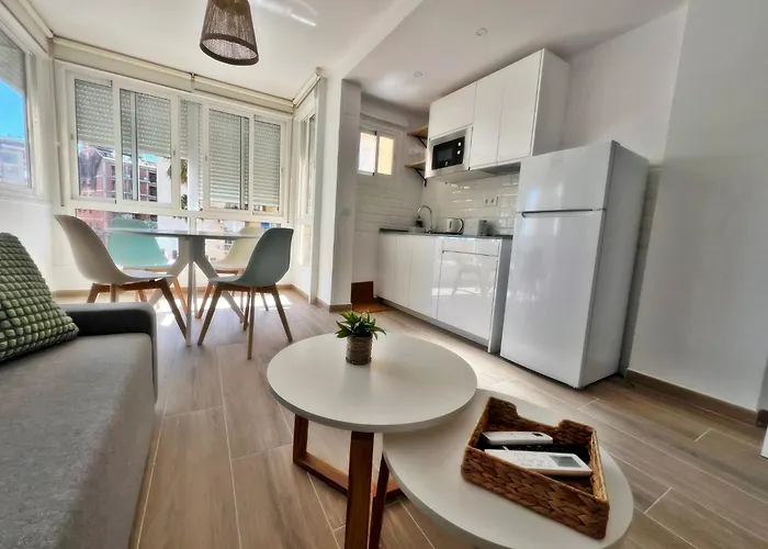 Appartement Nuevo Y Luminoso Estudio De Playa Con Piscina Fuengirola